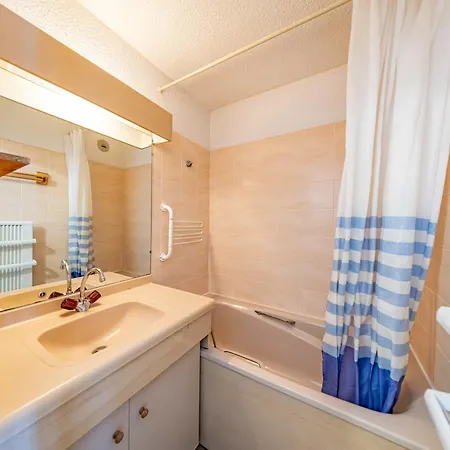 Cosy A Francois Longchamp - 5 Pers, Proche Pistes Et Commerces - Fr-1-807-2 Apartment *